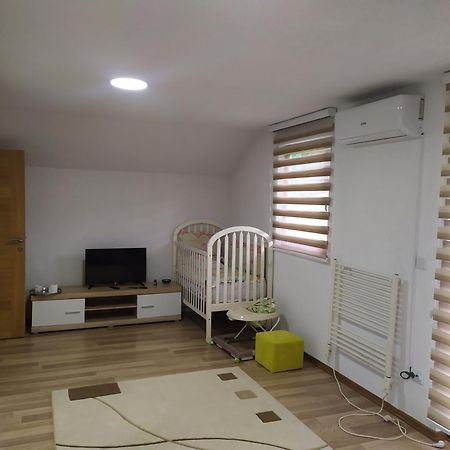 House Sarajevo Villa Bilik gambar